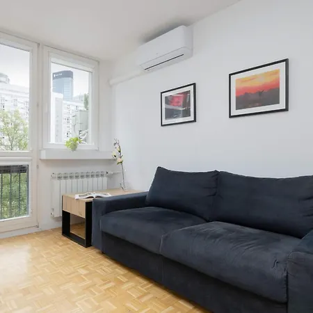 Apartment Grzybowska Dla 7 Osob 2 Sypialnie By Renters