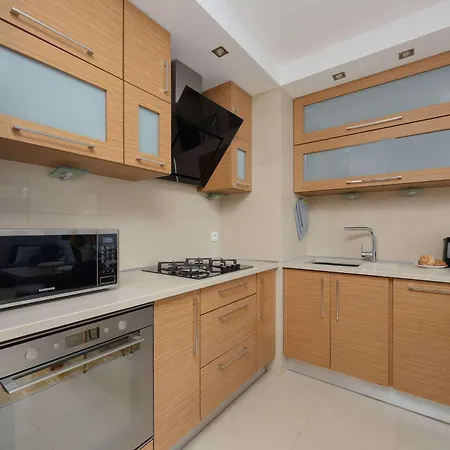 Grzybowska Dla 7 Osob 2 Sypialnie By Renters Apartamento *