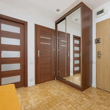 Grzybowska Dla 7 Osob 2 Sypialnie By Renters *