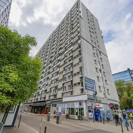 Grzybowska Dla 7 Osob 2 Sypialnie By Renters Apartamento